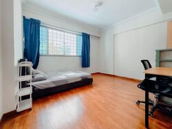 Blk 340 Jurong East Avenue 1 (Jurong East), HDB Executive #580760601